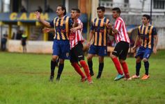 Foto de la galería: Mitre fue contundente ante Candelaria: 4 a 1