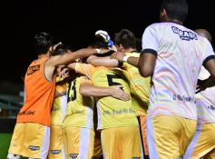 Foto de la galería: Crucero y una victoria reconfortante ante Chaco For Ever