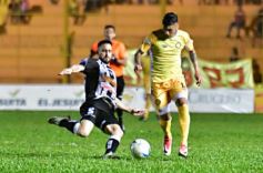 Foto de la galería: Crucero y una victoria reconfortante ante Chaco For Ever