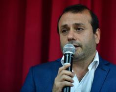 Foto de la galería: Emoción y orgullo en el cumpleaños número 20 de la Universidad Gastón Dachary