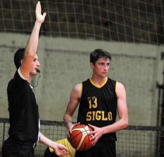 Foto de la galería: Siglo XXI dio el batacazo: derrotó a Tokio en Posadas