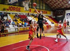 Foto de la galería: Siglo XXI dio el batacazo: derrotó a Tokio en Posadas