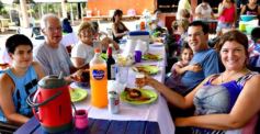 Foto de la galería: La familia del Centro de Cazadores se reunió para compartir un exquisito almuerzo