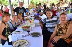 Foto de la galería: La familia del Centro de Cazadores se reunió para compartir un exquisito almuerzo
