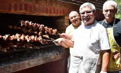 Foto de la galería: La familia del Centro de Cazadores se reunió para compartir un exquisito almuerzo