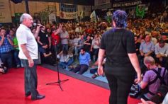 Foto de la galería: Con referentes nacionales del espacio de Cristina Kirchner, desembarcó en Misiones "Unidad Ciudadana"