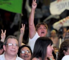 Foto de la galería: Con referentes nacionales del espacio de Cristina Kirchner, desembarcó en Misiones "Unidad Ciudadana"