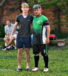 Foto de la galería: Glorias de Misiones y de Chacarita jugaron un amistoso inolvidable en el Club de Educación