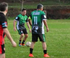 Foto de la galería: Glorias de Misiones y de Chacarita jugaron un amistoso inolvidable en el Club de Educación