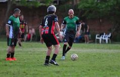 Foto de la galería: Glorias de Misiones y de Chacarita jugaron un amistoso inolvidable en el Club de Educación