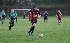Foto de la galería: Glorias de Misiones y de Chacarita jugaron un amistoso inolvidable en el Club de Educación