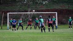 Foto de la galería: Glorias de Misiones y de Chacarita jugaron un amistoso inolvidable en el Club de Educación