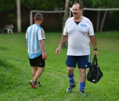 Foto de la galería: Glorias de Misiones y de Chacarita jugaron un amistoso inolvidable en el Club de Educación