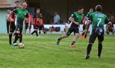 Foto de la galería: Glorias de Misiones y de Chacarita jugaron un amistoso inolvidable en el Club de Educación