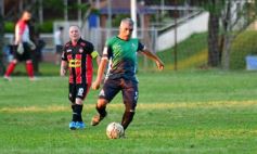 Foto de la galería: Glorias de Misiones y de Chacarita jugaron un amistoso inolvidable en el Club de Educación