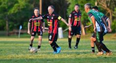 Foto de la galería: Glorias de Misiones y de Chacarita jugaron un amistoso inolvidable en el Club de Educación