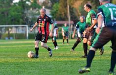 Foto de la galería: Glorias de Misiones y de Chacarita jugaron un amistoso inolvidable en el Club de Educación