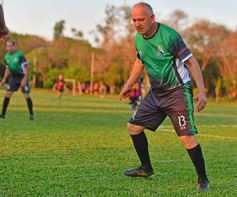 Foto de la galería: Glorias de Misiones y de Chacarita jugaron un amistoso inolvidable en el Club de Educación
