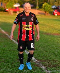 Foto de la galería: Glorias de Misiones y de Chacarita jugaron un amistoso inolvidable en el Club de Educación