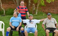 Foto de la galería: Glorias de Misiones y de Chacarita jugaron un amistoso inolvidable en el Club de Educación