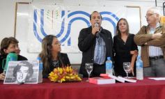 Foto de la galería: Homenaje a Carlos Tereszecuk en Humanidades: descubren un mural en memoria del estudiante asesinado