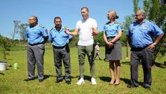 Foto de la galería: Ejemplo de humildad y calidad humana: Pitana visitó el penal de Loreto para un evento deportivo