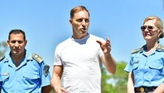 Foto de la galería: Ejemplo de humildad y calidad humana: Pitana visitó el penal de Loreto para un evento deportivo