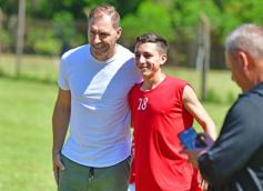 Foto de la galería: Ejemplo de humildad y calidad humana: Pitana visitó el penal de Loreto para un evento deportivo