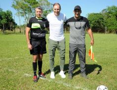 Foto de la galería: Ejemplo de humildad y calidad humana: Pitana visitó el penal de Loreto para un evento deportivo