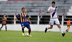 Foto de la galería: Entretenido empate en el clásico posadeño entre Guaraní y Mitre