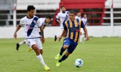 Foto de la galería: Entretenido empate en el clásico posadeño entre Guaraní y Mitre