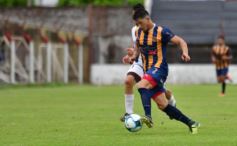 Foto de la galería: Entretenido empate en el clásico posadeño entre Guaraní y Mitre