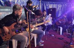 Foto de la galería: Solidaridad y música en la plaza 9 de Julio