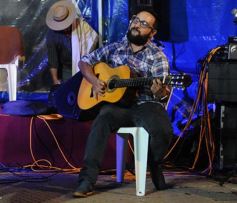 Foto de la galería: Solidaridad y música en la plaza 9 de Julio