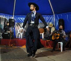 Foto de la galería: Solidaridad y música en la plaza 9 de Julio