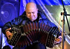 Foto de la galería: Solidaridad y música en la plaza 9 de Julio