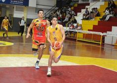 Foto de la galería: Postales del líder de la Liga Provincial: Tokio