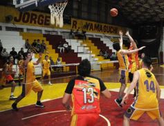 Foto de la galería: Postales del líder de la Liga Provincial: Tokio