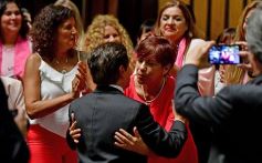 Foto de la galería: Es ley: En Misiones, las listas partidarias deberán alternar hombres y mujeres