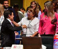 Foto de la galería: Es ley: En Misiones, las listas partidarias deberán alternar hombres y mujeres