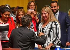 Foto de la galería: Es ley: En Misiones, las listas partidarias deberán alternar hombres y mujeres