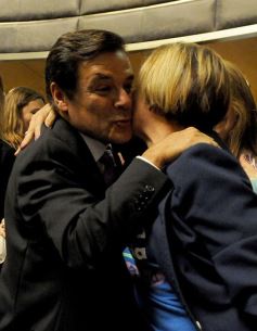 Foto de la galería: Es ley: En Misiones, las listas partidarias deberán alternar hombres y mujeres