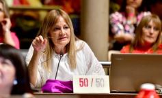 Foto de la galería: Es ley: En Misiones, las listas partidarias deberán alternar hombres y mujeres