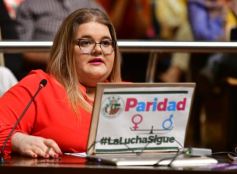 Foto de la galería: Es ley: En Misiones, las listas partidarias deberán alternar hombres y mujeres