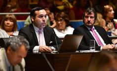 Foto de la galería: Es ley: En Misiones, las listas partidarias deberán alternar hombres y mujeres