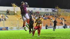 Foto de la galería: La caída de Crucero ante Boca Unidos, en imágenes