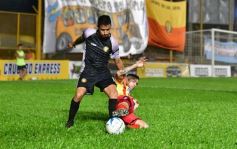 Foto de la galería: La caída de Crucero ante Boca Unidos, en imágenes