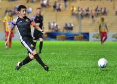 Foto de la galería: La caída de Crucero ante Boca Unidos, en imágenes