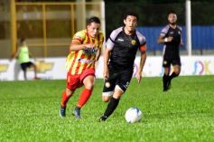 Foto de la galería: La caída de Crucero ante Boca Unidos, en imágenes