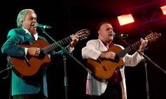 Sixto Fotografías. Sociedad. Anfiteatro Manuel A. Ramírez - Festival Nacional de la Música del Litoral: postales mágicas de la primera noche